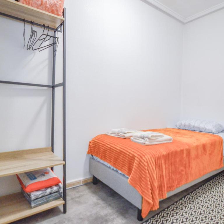 Au cœur de torreveija - Two-Bedroom Apartment - 19