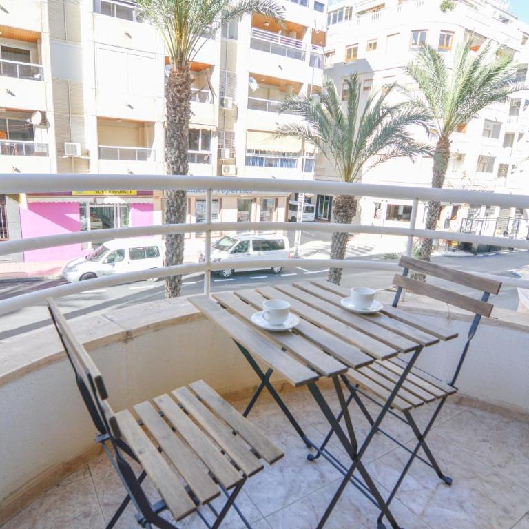 Au cœur de torreveija - Two-Bedroom Apartment - 32