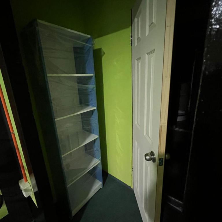 Hostal House 995 - Habitación Doble con baño privado - 4