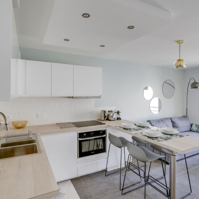 Le galet, appartement de standing, hyper centre, parking privé, à 100 m de la mer - Appartement 1 Chambre - 15
