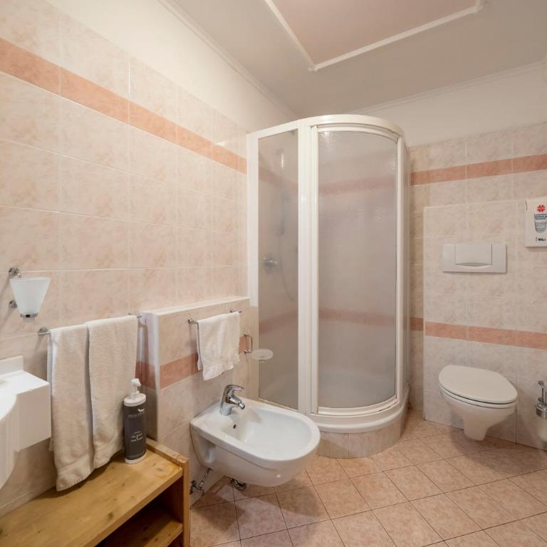 Hotel Erica - Camera Tripla Standard - 2