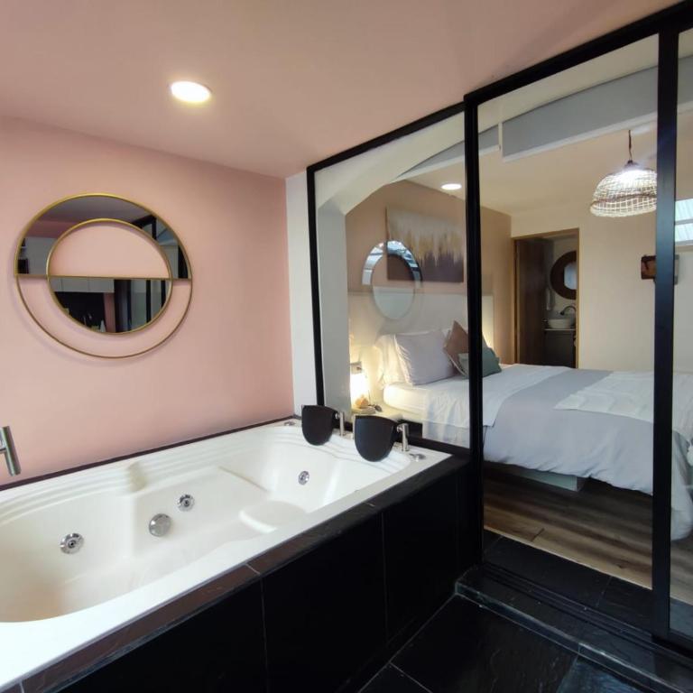 Casa Jiwa In Provenza - Double Room with Spa Bath - 9