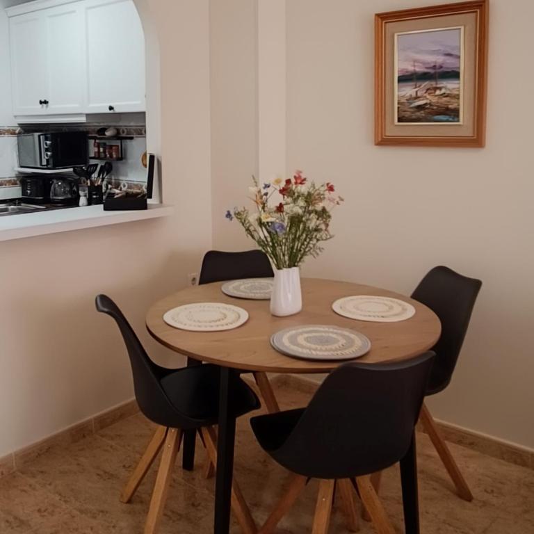 Apartment near Beach with Pool - Torrevieja PMT14 - Two-Bedroom Apartment - 14