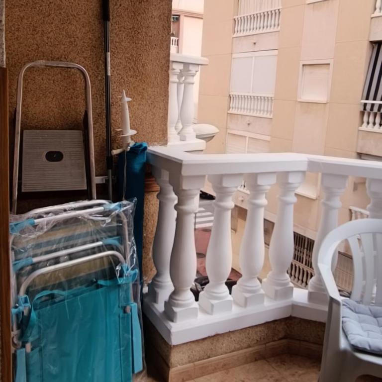 Apartment near Beach with Pool - Torrevieja PMT14 - Two-Bedroom Apartment - 20