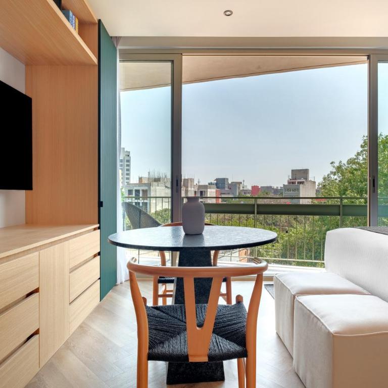 Casa Cibeles by Lumina - Studio with Balcony - 1