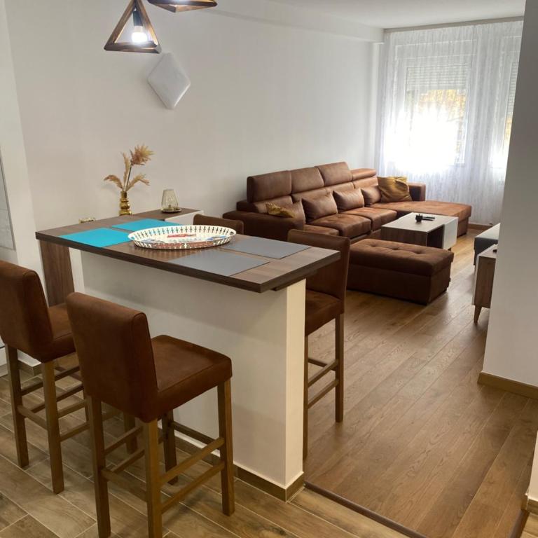LUSSO 2 - Two-Bedroom Apartment - 1