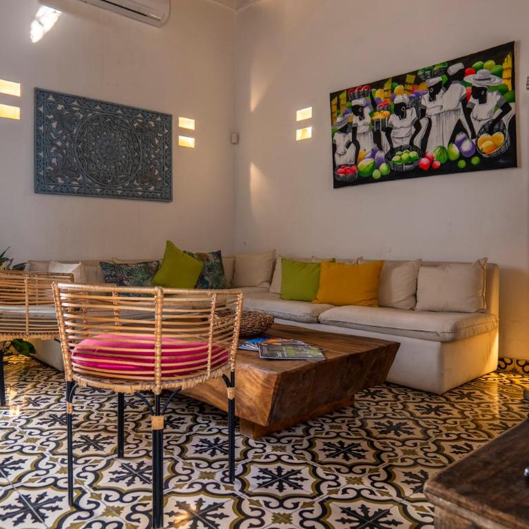 Casa Familiar - Maria de las Palmas -Getsemani - Three-Bedroom House - 15