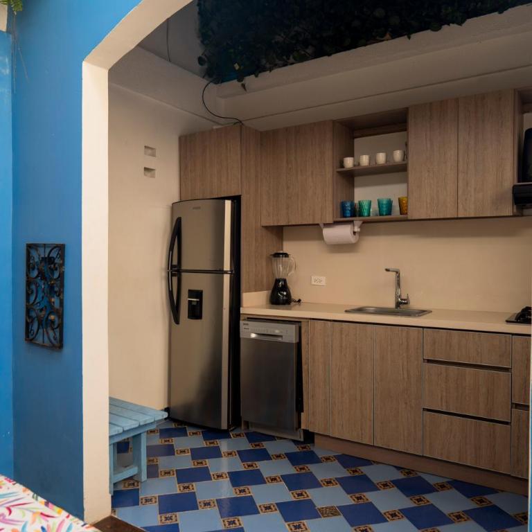 Casa Familiar - Maria de las Palmas -Getsemani - Three-Bedroom House - 21