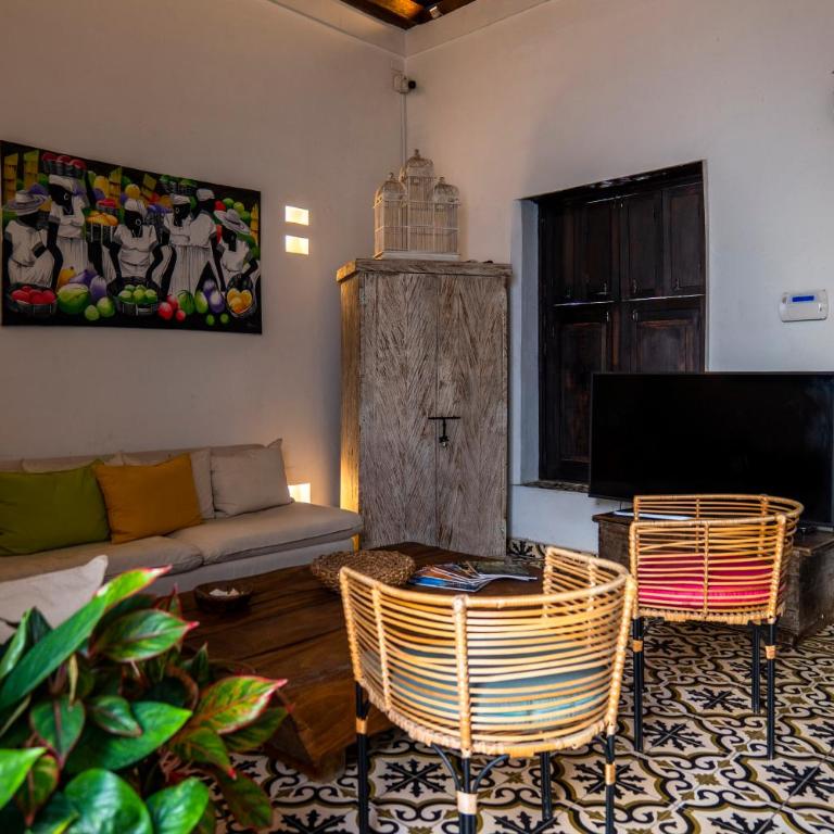 Casa Familiar - Maria de las Palmas -Getsemani - Three-Bedroom House - 16