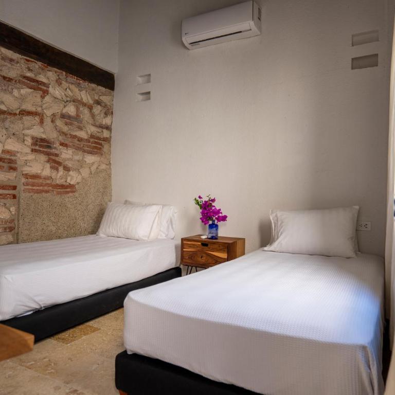 Casa Familiar - Maria de las Palmas -Getsemani - Three-Bedroom House - 32