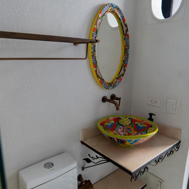 Casa Familiar - Maria de las Palmas -Getsemani - Three-Bedroom House - 33