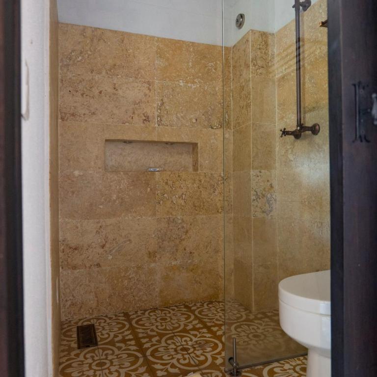 Casa Familiar - Maria de las Palmas -Getsemani - Three-Bedroom House - 44