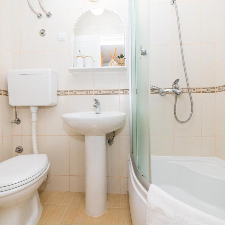 Apartmani F&M - One-Bedroom Apartment - 14