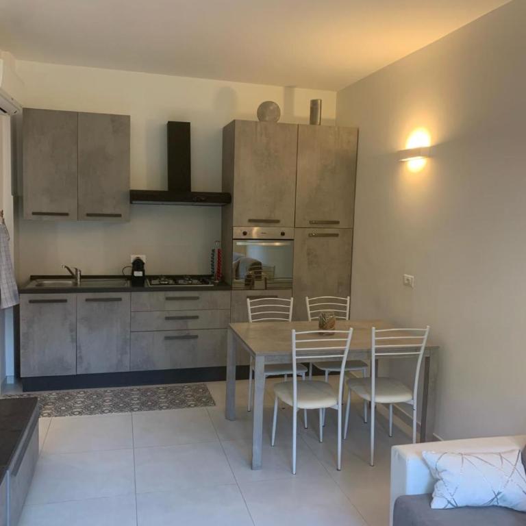 Casa Giuly - Appartamento con 1 Camera da Letto - 2