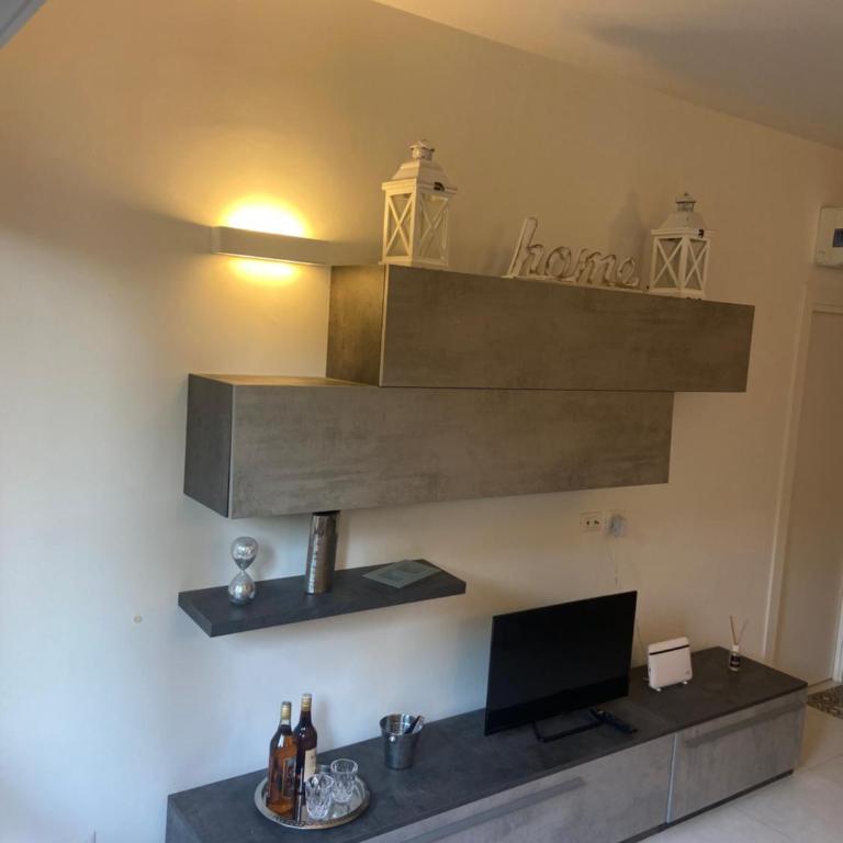 Casa Giuly - Appartamento con 1 Camera da Letto - 11