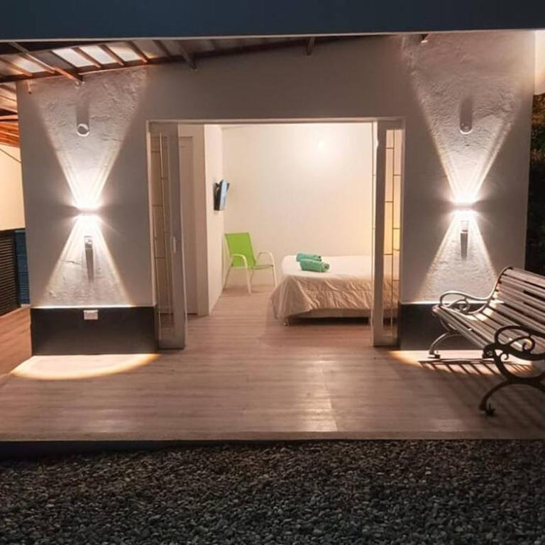 Casa campestre con piscina climatizada a 1 hora de Bogota - Casa de 4 dormitorios - 53