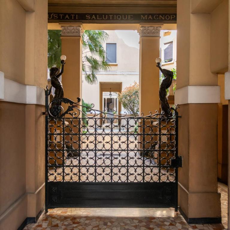 LIFE IS BEAUTIFUL Porta Romana Apartment - Appartamento con 1 Camera da Letto - 1