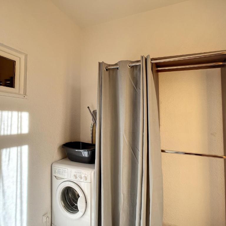 Charmant F3 avec Wi-Fi, animaux acceptés, proche thermes - Lamalou-les-Bains - Appartement 2 Chambres - 12
