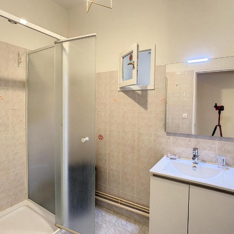Charmant F3 avec Wi-Fi, animaux acceptés, proche thermes - Lamalou-les-Bains - Appartement 2 Chambres - 13