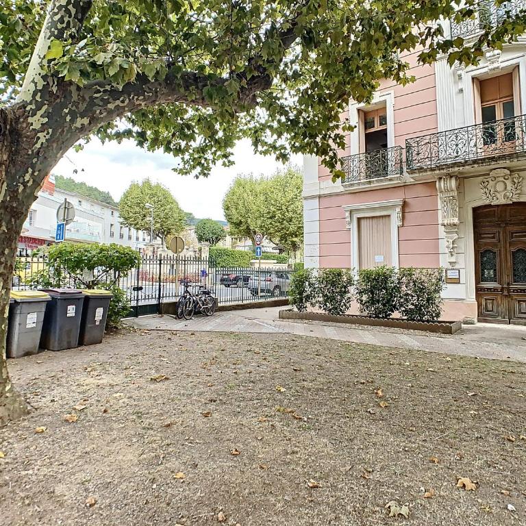 Charmant F3 avec Wi-Fi, animaux acceptés, proche thermes - Lamalou-les-Bains - Appartement 2 Chambres - 19
