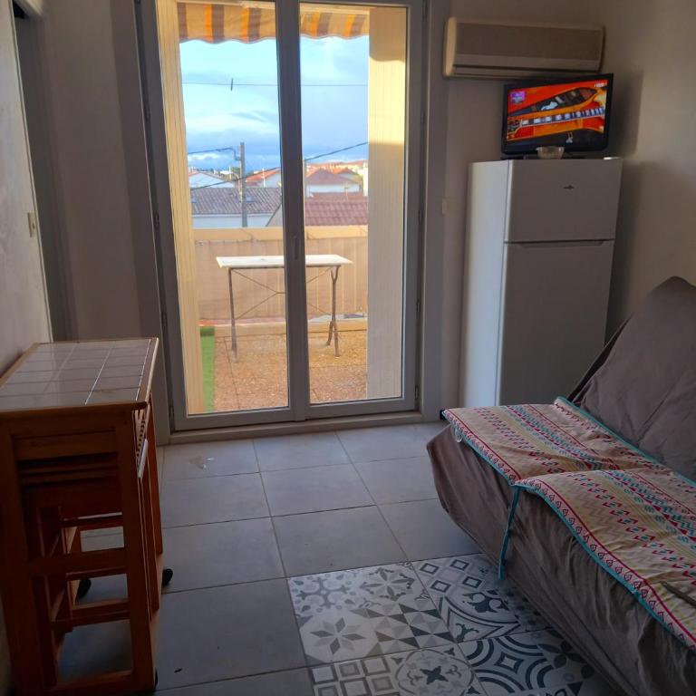 Studio avec grande terrasse 2 personnes à Valras plage - Apartment mit 1 Schlafzimmer - 7