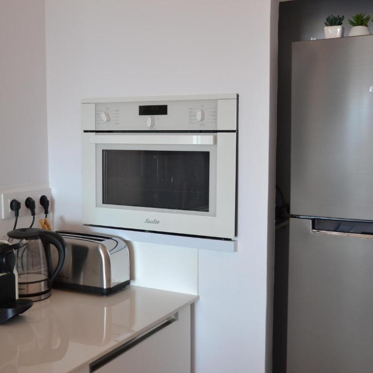 Apartamento Moderno con Terraza y Parking en L'Estartit Centro - ES-323-68 - Apartment - 4