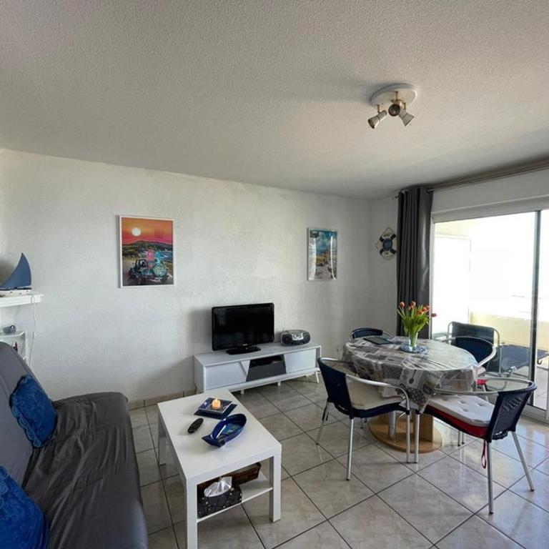 Appartement T2 avec terrasse, climatisation et parking à Capbreton - FR-1-413-236 - Appartement - 4