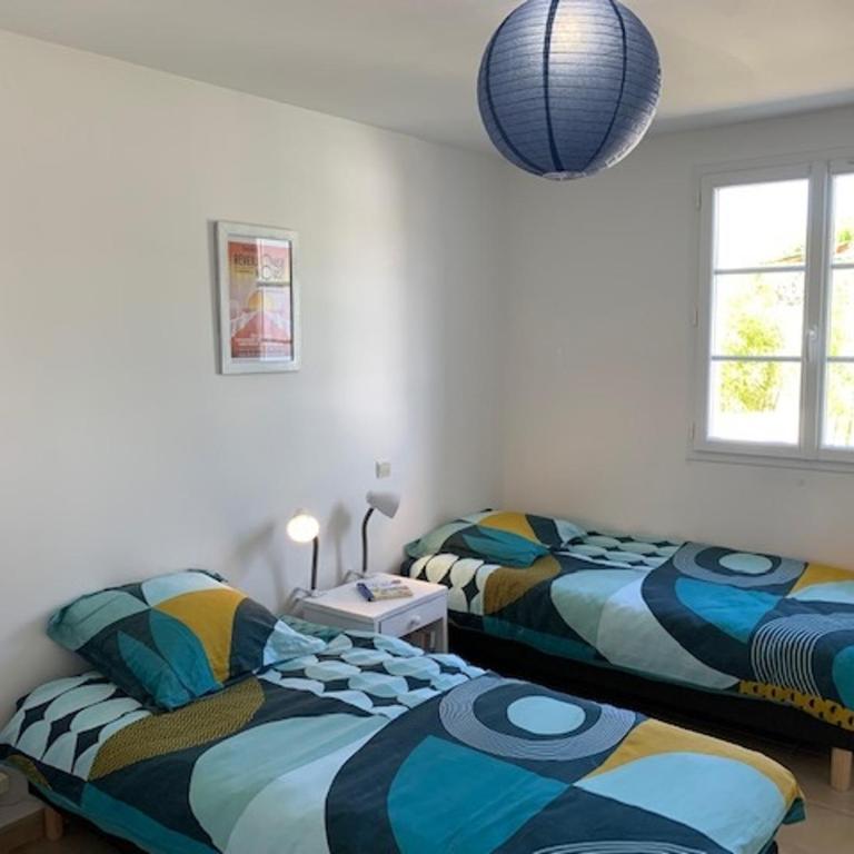 Maison 3 chambres, au calme, proche plage, fibre internet - FR-1-323-525 - Vacation Home - 5