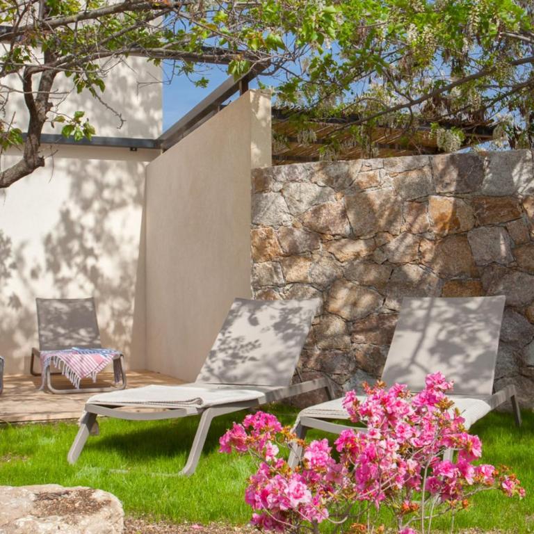 Villa "Albizzia" avec terrasse et jardin 6 à 8 personnes - Villa - 6