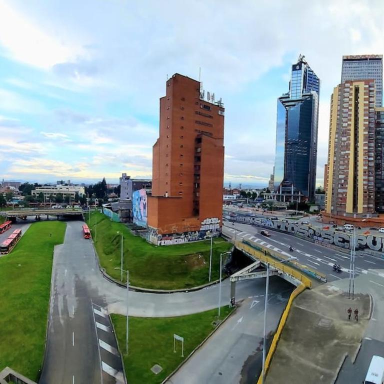 Executive Suites Minutes From the Airport - Apartamento Suite - 9