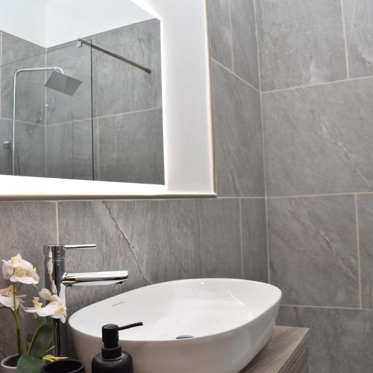 Diasof Apartments - Appartamento con 2 Camere da Letto - 10