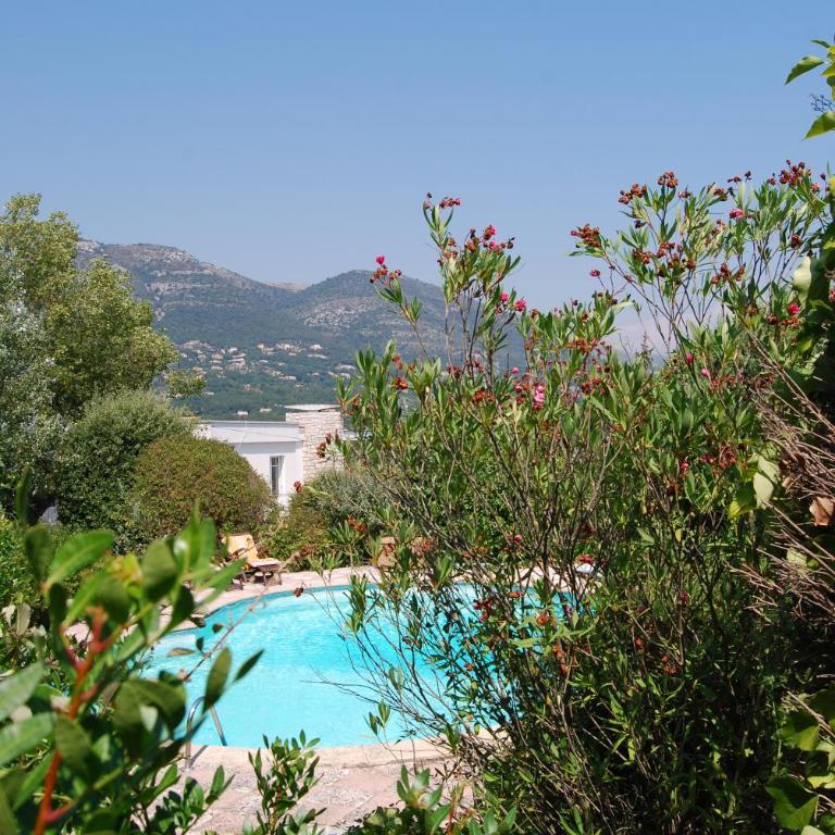 Villa Nice Côte d'Azur piscine privée rez de chaussée - Maison de Vacances - 51