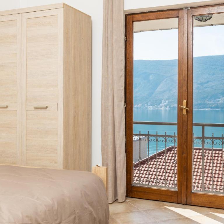 Tea - One-Bedroom Apartment - 5