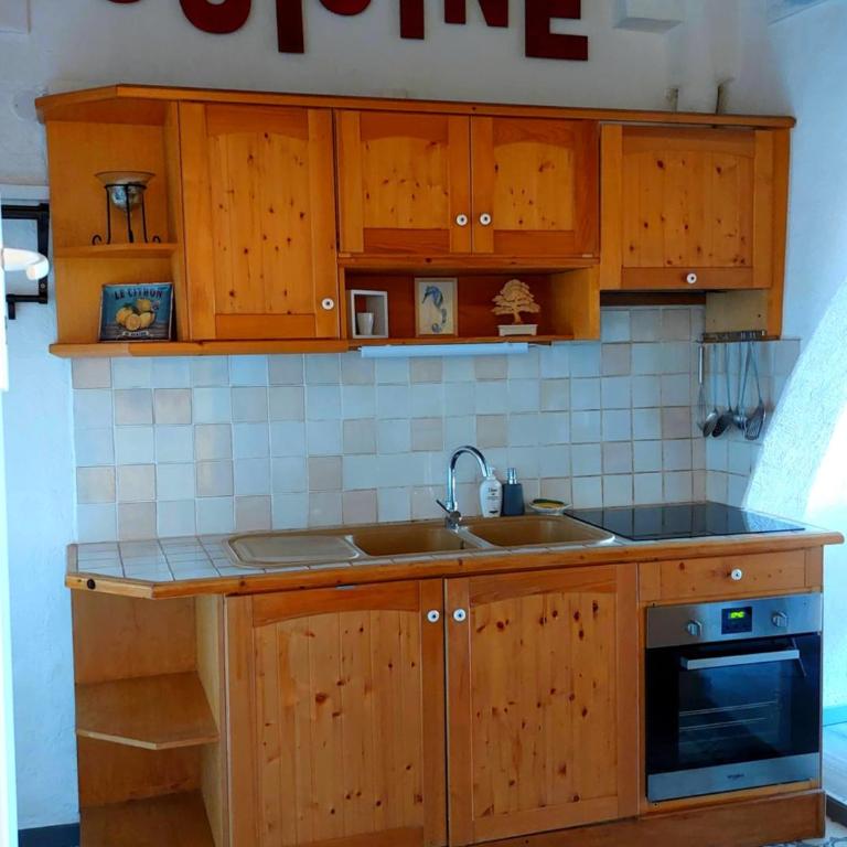 MENTON, centre historique, vue mer - Apartamento de 1 dormitorio - 11