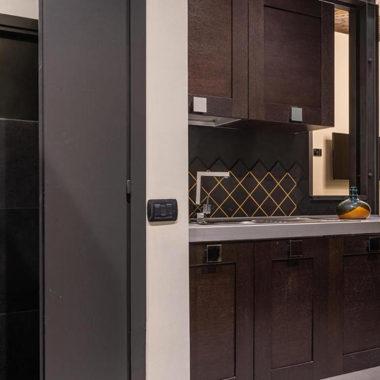 Pantheon Roma Suite - One-Bedroom Apartment - 8