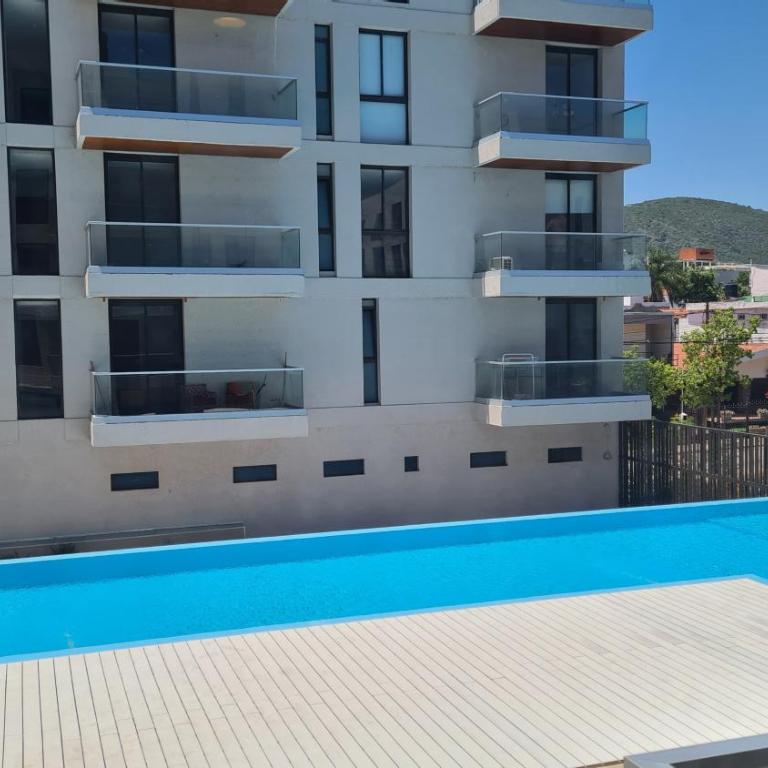 ELOISE I, Lake Towers, El mejor departamento, exc Ubicación, Todo Nuevo - Apartamento de 1 dormitorio - 28