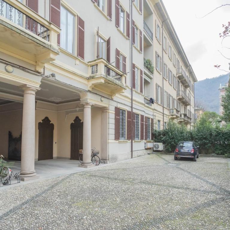 Cinque Giornate 70 Suites by Rent All Como - Appartamento - 48