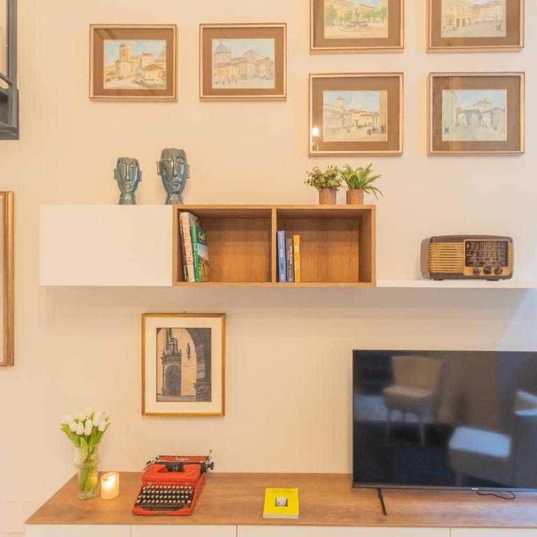 Cinque Giornate 70 Suites by Rent All Como - Appartamento - 21