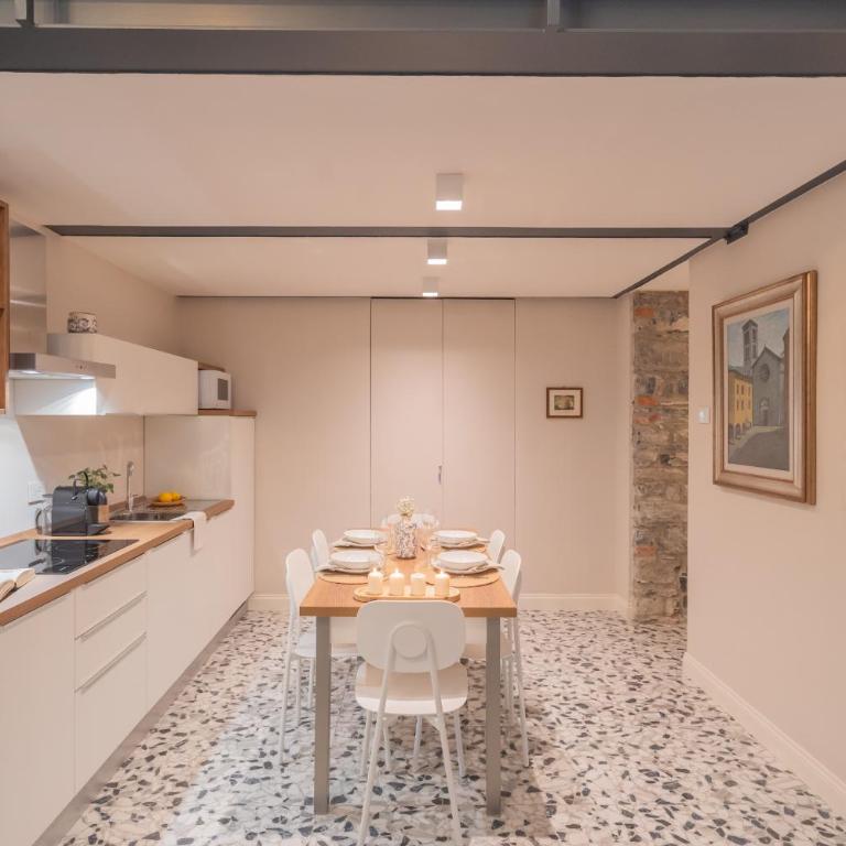 Cinque Giornate 70 Suites by Rent All Como - Appartamento - 15