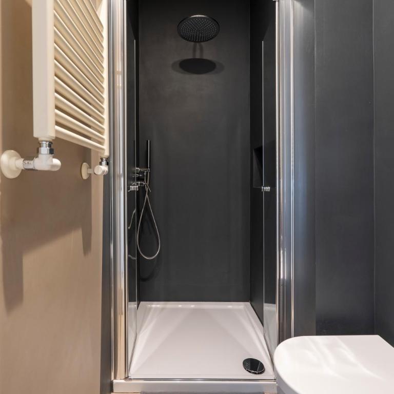 GuestHost - Attico Umbertino Design Apartment with Terrace - Appartamento con 2 Camere da Letto - 22