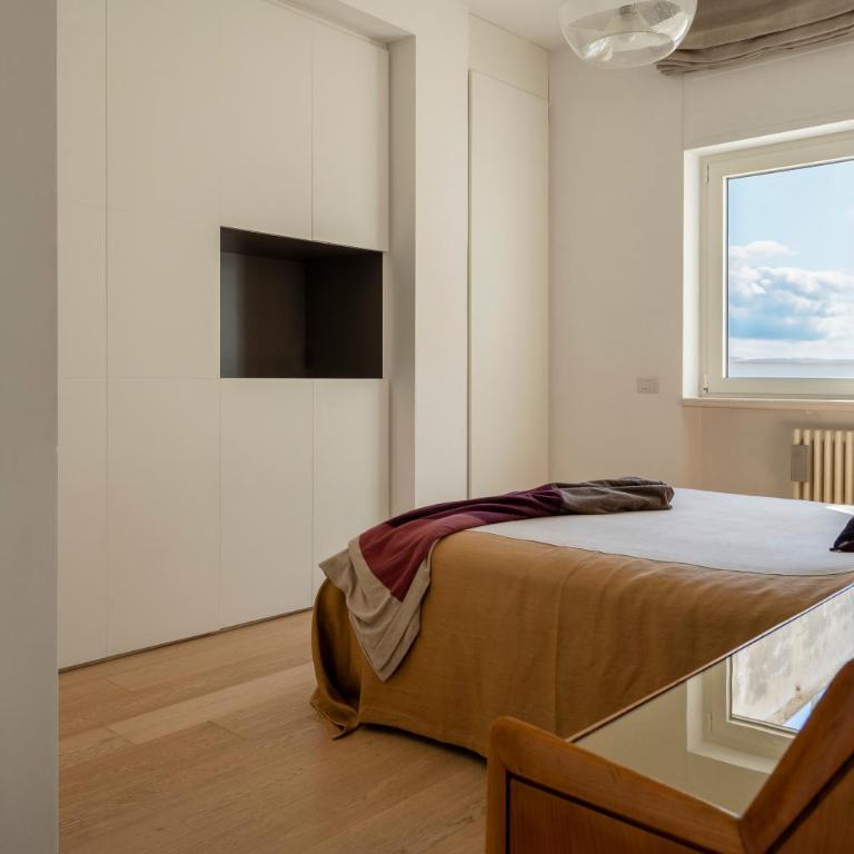 GuestHost - Attico Umbertino Design Apartment with Terrace - Appartamento con 2 Camere da Letto - 10