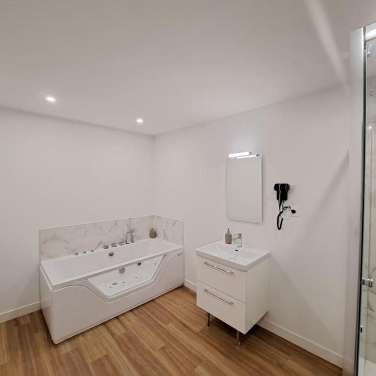 Turin, appartement neuf - Two-Bedroom Apartment - 12