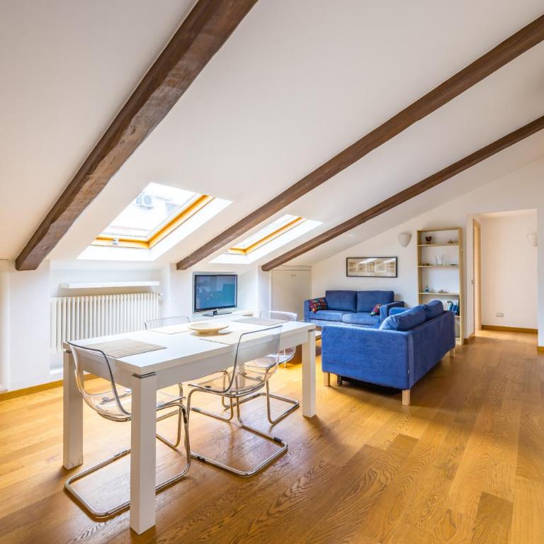 Duomo Grand Family Loft - Two-Bedroom Apartment - 11