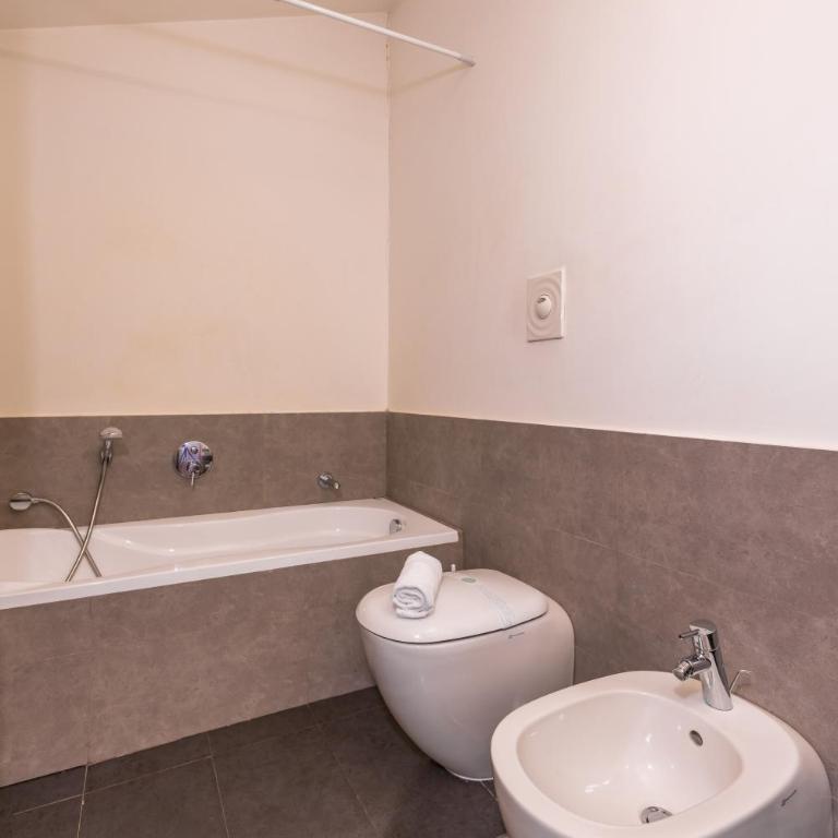 Duomo Grand Family Loft - Two-Bedroom Apartment - 46
