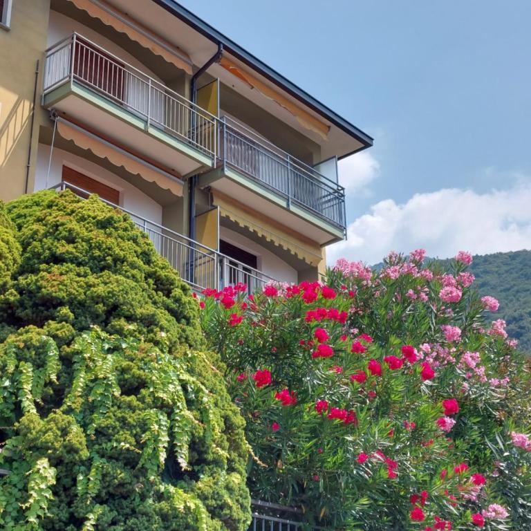 Sunset House Perledo - Appartamento con Vista Lago - 9