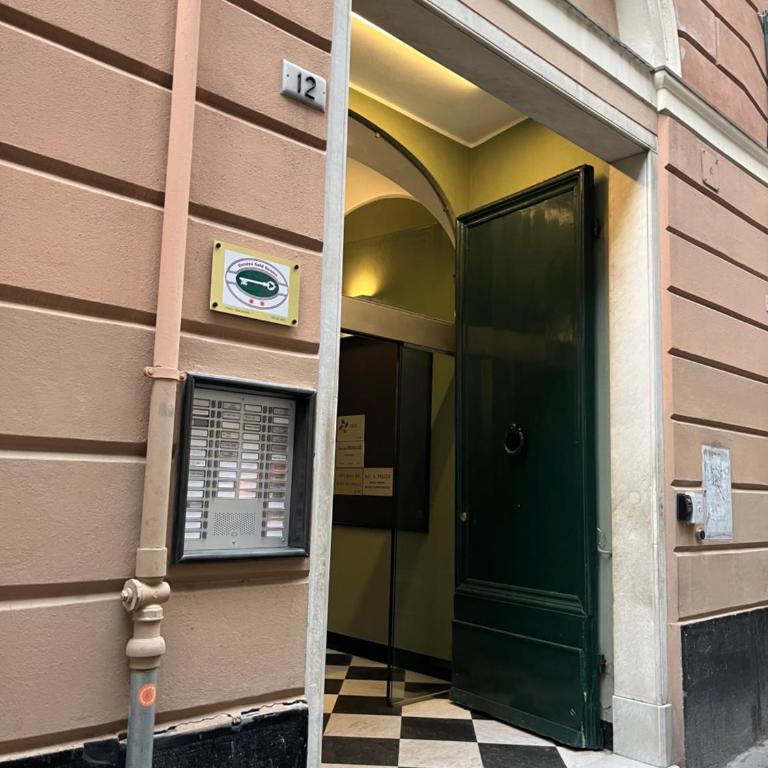 Genova Gold Rooms - Camera Matrimoniale con Bagno Privato - 5