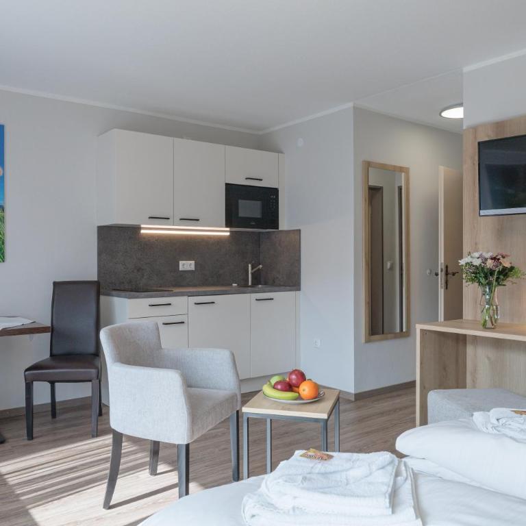 Gästehaus Köpf - Superior Studio mit Balkon oder Terrasse zur Südseite - 2