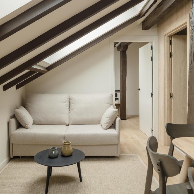 Líbere Bilbao Ledesma - Two-Bedroom Apartment with Terrace - 7
