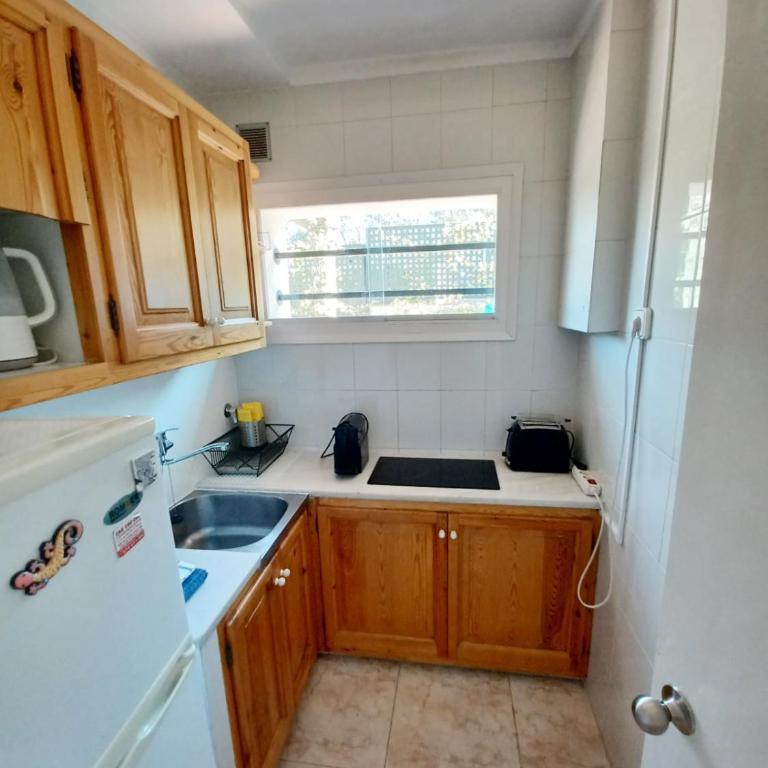 Apt con piscina en Calella de Palafrugell, parking gratuito - Apartamento de 1 dormitorio - 11