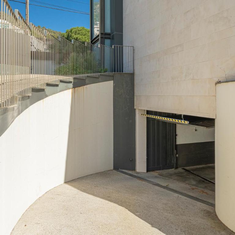 Apartamento con gran terraza delante del mar - Two-Bedroom Apartment - 23